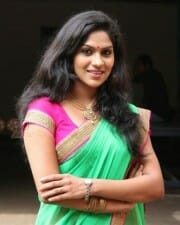 Actress Swasika Pictures 04