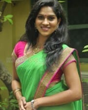 Actress Swasika Pictures 08