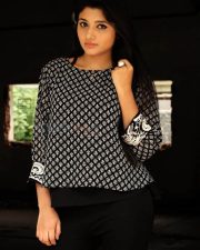Beautiful Aditi Menon Photoshoot Pictures 08