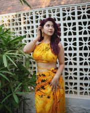 Beautiful Sonarika Bhadoria in a Yellow Vacation Outfit Pictures 02