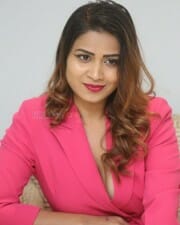 Bigg Boss 6 Fame Inaya Sultana at Valentines Night Movie Press Meet Pictures 12