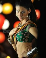 Dancer And Model Scarlett Wilson Sexy Pictures 11