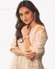 Dragon Heroine Kayadu Lohar Beautiful Pictures 03