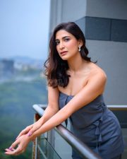 Forbidden Love Actress Aahana Kumra in a Strapless Grey Dress Pictures 01