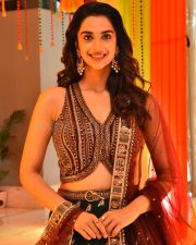 Glam Heroine Meenakshi Chaudhary at Anaganaga Oka Raju Movie Release Press Meet Stills 08