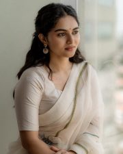 Graceful Actress Kayadu Lohar in a Cream Organza Saree With Embroidered Border Photos 01