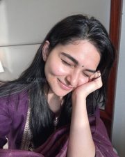 Idhayam Murali Heroine Kayadu Lohar No Makeup Selfie Photos 01