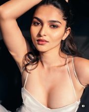 Idhayam Murali Heroine Kayadu Lohar Sexy Photos 01