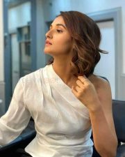 Indian Dancer Shakti Mohan Sexy Photos 01