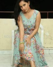 Ishika Singh New Photos 15