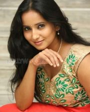 Ishika Singh Photos 28