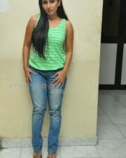 Ishika Singh Photoshoot Stills 05