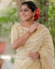 Malayalam Actress Meera Nandan Photoshoot Pictures 03