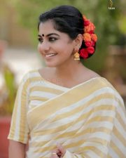 Malayalam Actress Meera Nandan Photoshoot Pictures 07