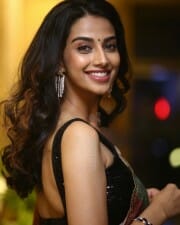 Meenakshi Chaudhary at Khiladi Movie Pre Release Event Pictures 15