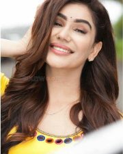 Model Kangna Sharma Photos 03