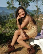 Pathayiram Kodi Heroine Madalasa Sharma Sexy Photos 05