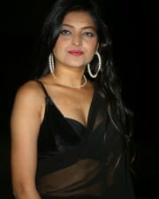 Sexy Mahi Malhotra at Golmaal Movie Pre Release Event Photos 04