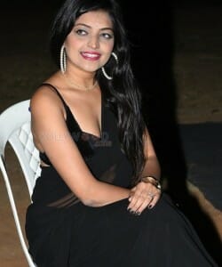 Sexy Mahi Malhotra at Golmaal Movie Pre Release Event Photos 43