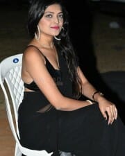 Sexy Mahi Malhotra at Golmaal Movie Pre Release Event Photos 44
