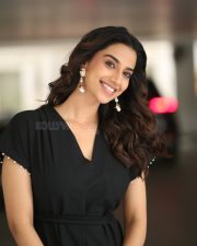 Sexy Meenakshi Chaudhary at Anaganaga Oka Raju Interview Photos 15