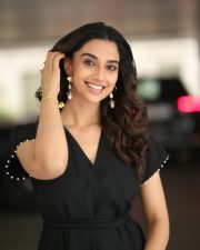 Sexy Meenakshi Chaudhary at Anaganaga Oka Raju Interview Photos 16