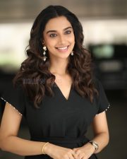 Sexy Meenakshi Chaudhary at Anaganaga Oka Raju Interview Photos 22