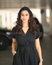 Sexy Meenakshi Chaudhary at Anaganaga Oka Raju Interview Photos 28