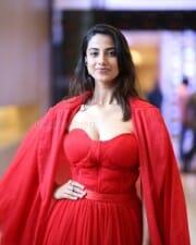 Sexy Meenakshi Chaudhary at SIIMA Press Meet Photos 31