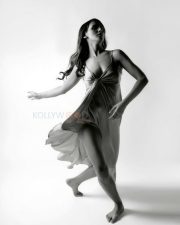 Shakti Mohan Black and White Dance Photo 01