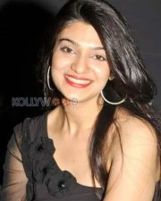 Siya Gautham Hot Pictures 25