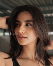 Striking Actress Meenakshi Chaudhary in a Black Tank Top Photos 03 Striking Actress Meenakshi Chaudhary in a Black Tank Top Photos 03
