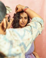 Stylish Meenakshi Chaudhary in a Laveder Top and Pink Pant Photoshoot Stills 02 Stylish Meenakshi Chaudhary in a Laveder Top and Pink Pant Photoshoot Stills 02