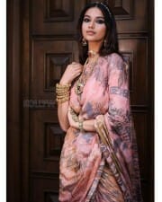Super Hot Meenakshi Chaudhary Traditional Saree Photoshoot Pictures 08