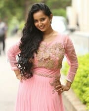 Telugu Actress Ishika Singh New Pictures 05