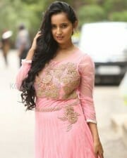 Telugu Actress Ishika Singh New Pictures 06