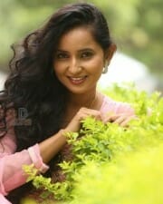 Telugu Actress Ishika Singh New Pictures 20