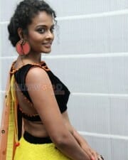 Tolly Actress Sonia Stills 06