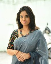 Tollywood Heroine Manjeera Photos 22