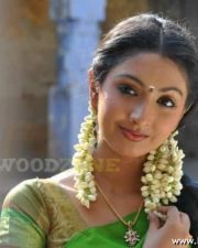 Uthara Unni Stills 06