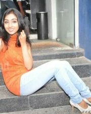 Uthra Unni Vavwal Pasanga Movie Heroine Pictures 17