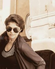 Vellikizhamai 13Aam Thethi Movie Heroine Shravya Photos 05