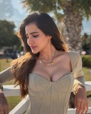 A Masterpiece Actress Ashu Reddy Busty Cleavage in a Long Sleeved Beige Dress with a Corset Style Top Photos 04 A Masterpiece Actress Ashu Reddy Busty Cleavage in a Long Sleeved Beige Dress with a Corset Style Top Photos 04