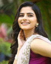 Actress Avantika Dasani at Nenu Student Sir Teaser Launch Photos 05