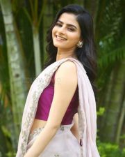 Actress Avantika Dasani at Nenu Student Sir Teaser Launch Photos 21