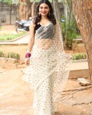 Actress Jenifer Emmanuel at Paramapada Sopanam Movie Press Meet Pictures 30