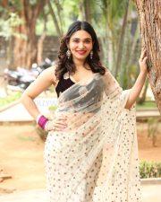 Actress Jenifer Emmanuel at Paramapada Sopanam Movie Press Meet Pictures 32