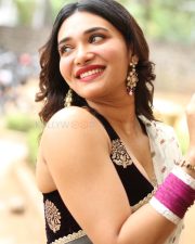 Actress Jenifer Emmanuel at Paramapada Sopanam Movie Press Meet Pictures 40