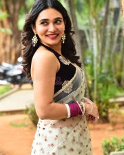 Actress Jenifer Emmanuel at Paramapada Sopanam Movie Press Meet Pictures 64
