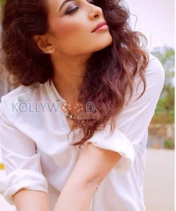 Actress Kavya Shetty Sexy Pictures 10
